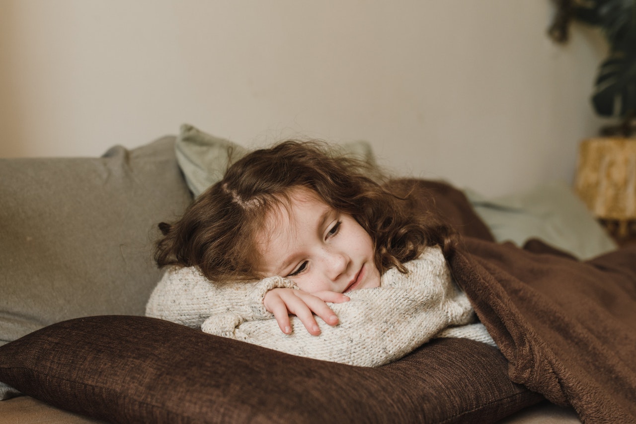 Dit is de juiste bedtijd voor jouw kind