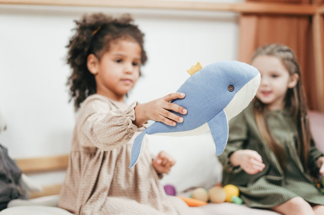Kinderen en hun favoriete knuffel: waarom zijn ze zo belangrijk?